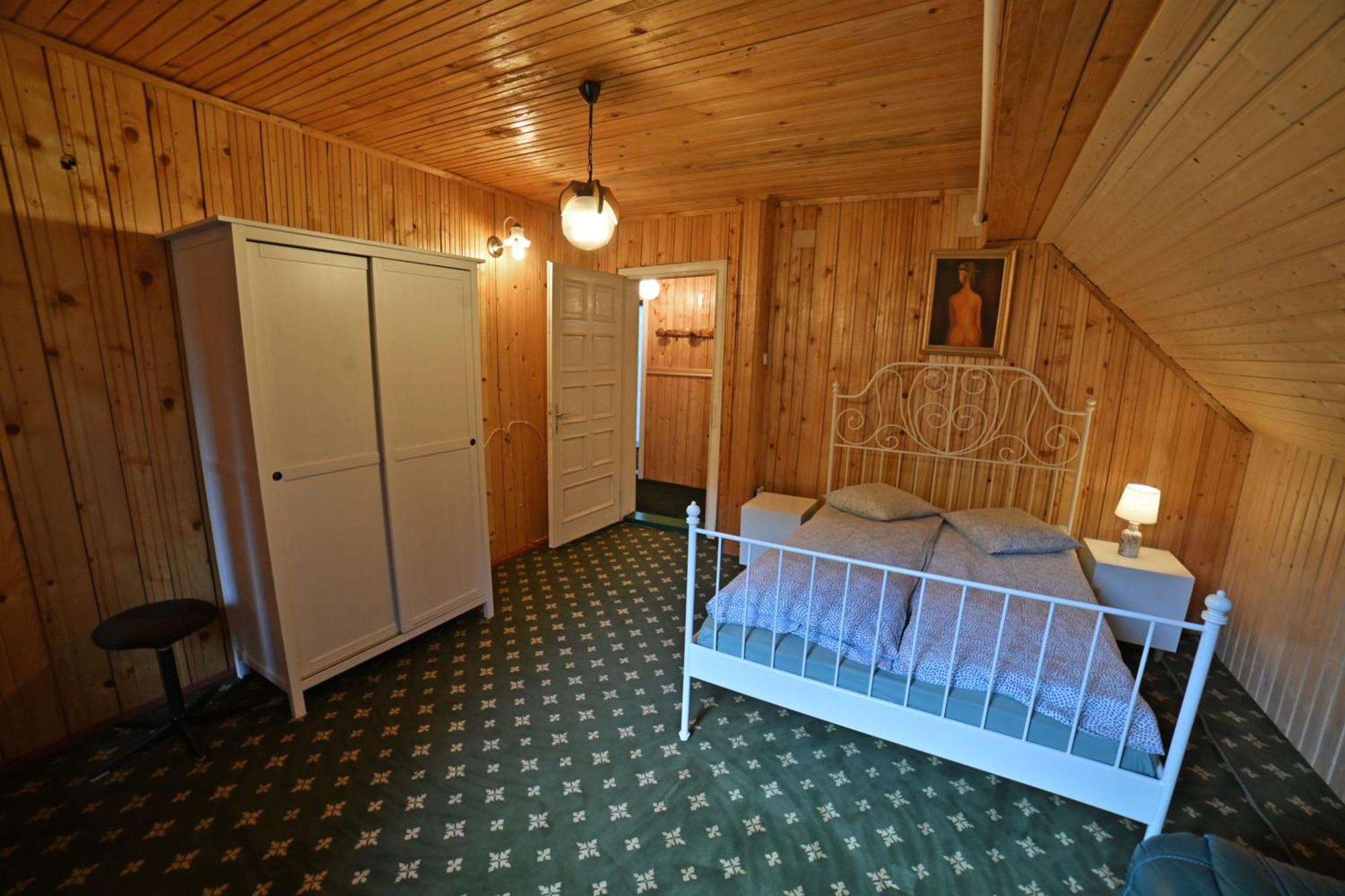 Casa De Vacanta Satic Piatra Craiului La Doi Viermi Eksteriør bilde