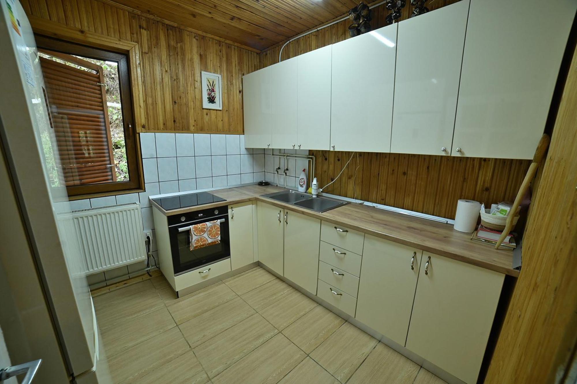 Casa De Vacanta Satic Piatra Craiului La Doi Viermi Eksteriør bilde